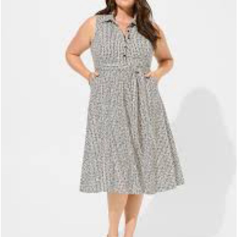 torrid Black and White Sleeveless Collared Midi Dress